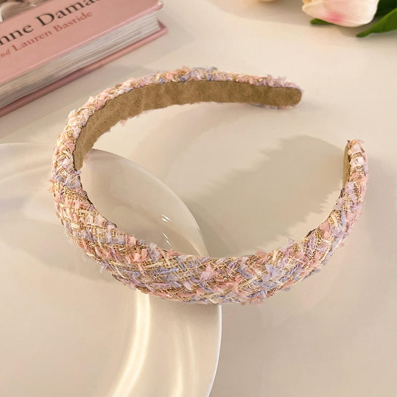 Cute Girl Going Out With Wide Brim Hair Hoop