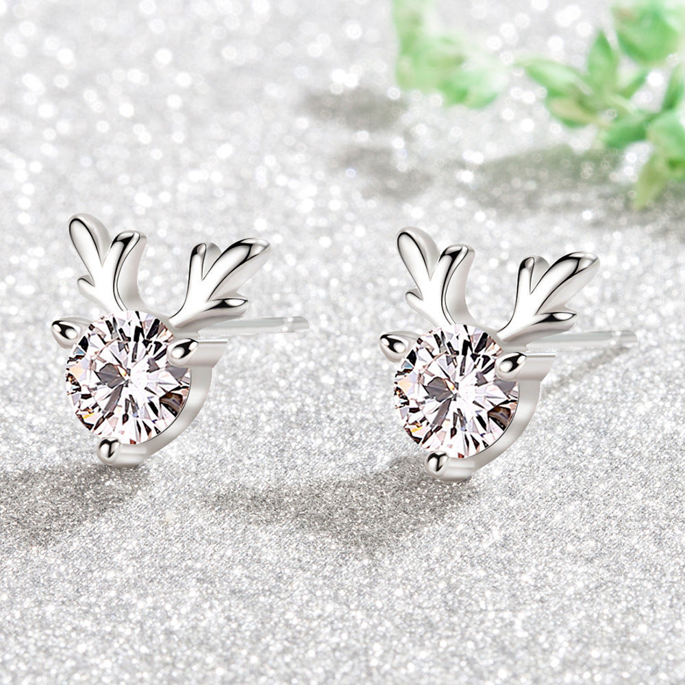 Heart-shaped Six-claw Inlaid Zircon Earrings