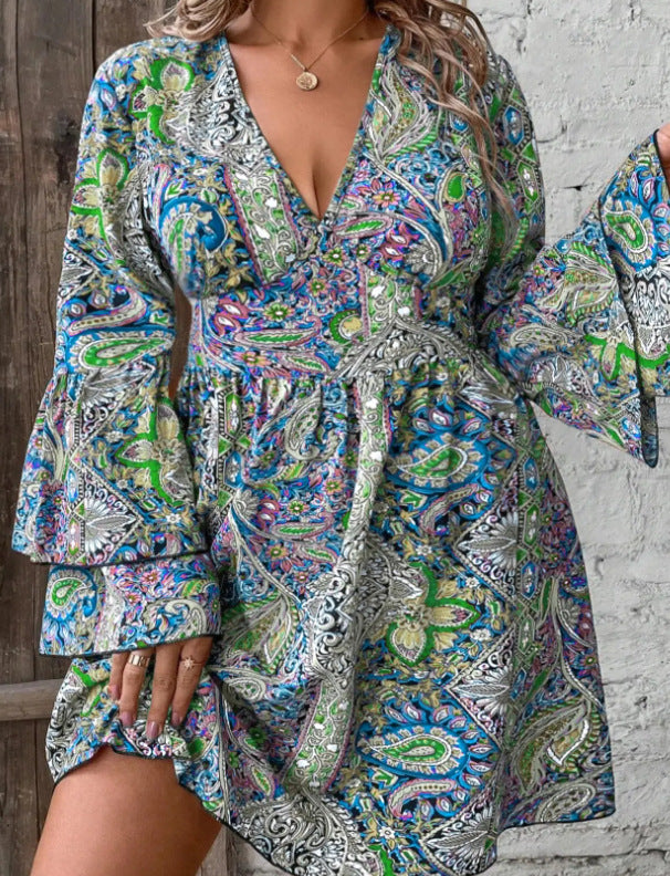 Fashion Printed V-neck Plus Size Plump Girls Bell Sleeve Dress