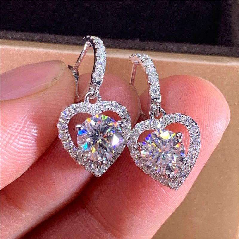 Heart-shaped Six-claw Inlaid Zircon Earrings